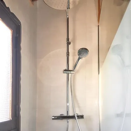 Authentique à Avec Vue Sur La Montagne Chalet