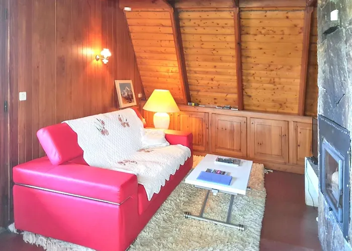 Authentique A Avec Vue Sur La Montagne